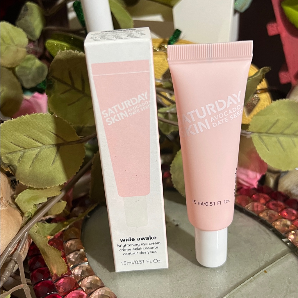 Saturday Skin Wide Awake Brightening Eye Cream Dark Circles Rescue 21$